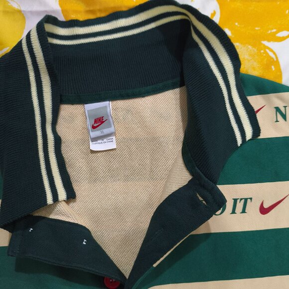 Nike Cream Green Long-Sleeved Polo Shirt - Picture 5 of 7